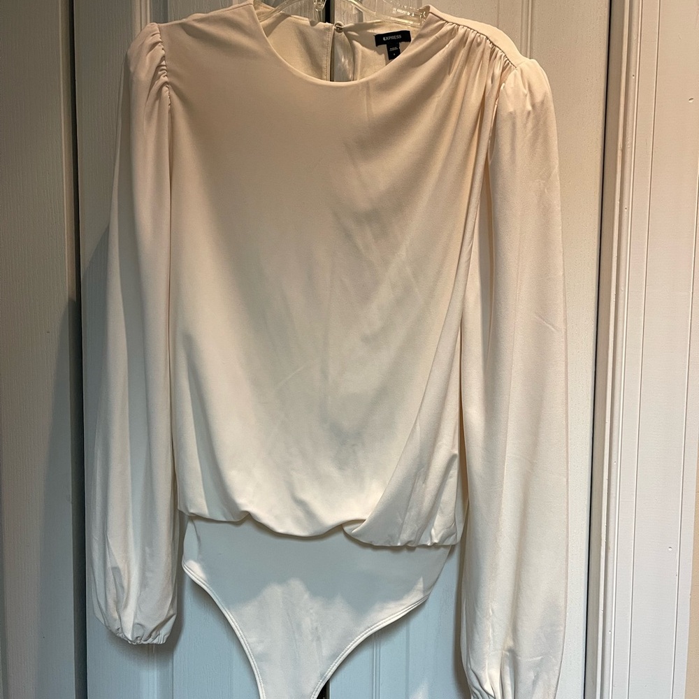 Express Cream Long Sleeve Bodysuit